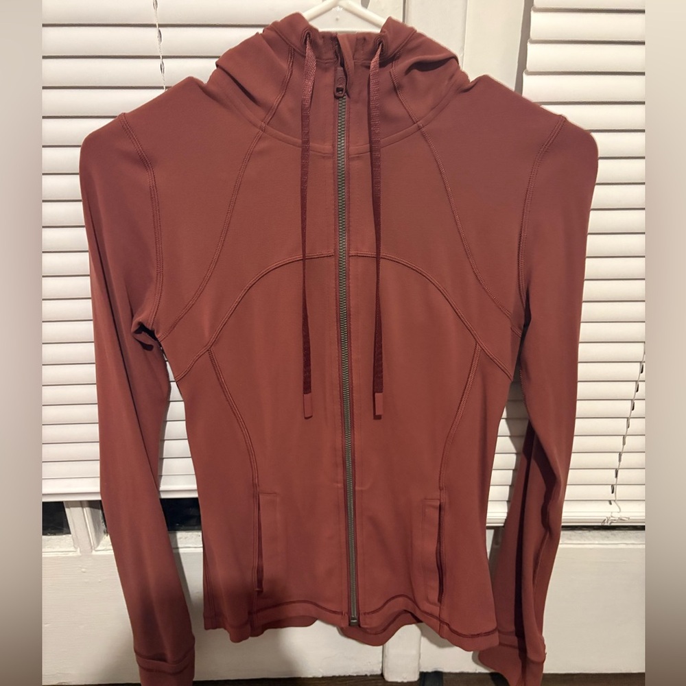Lululemon Define Jacket Nulu Size 4 Garnet